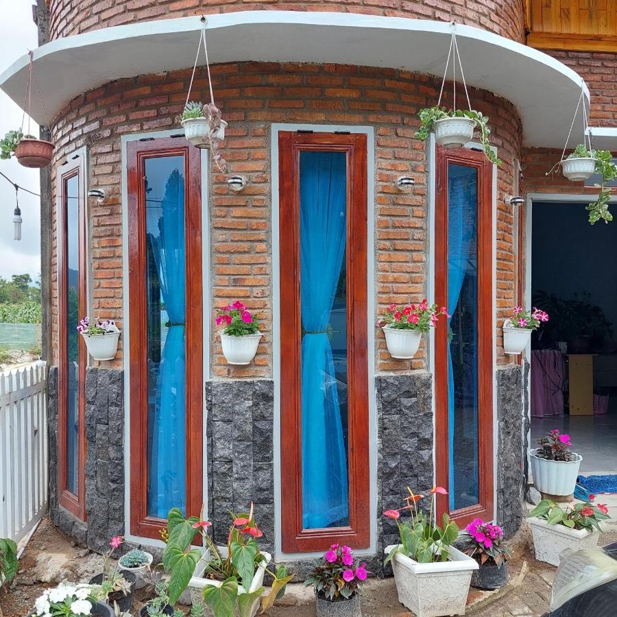 Sapo Rumbia Берастаги Екстериор снимка